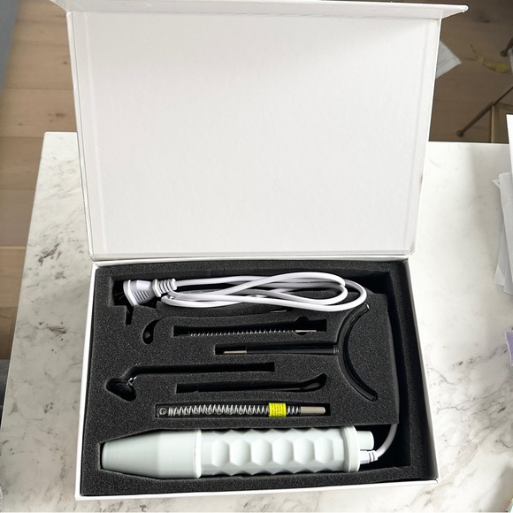 NuDerma Professional High Frequency Wand - Picture 11 of 14